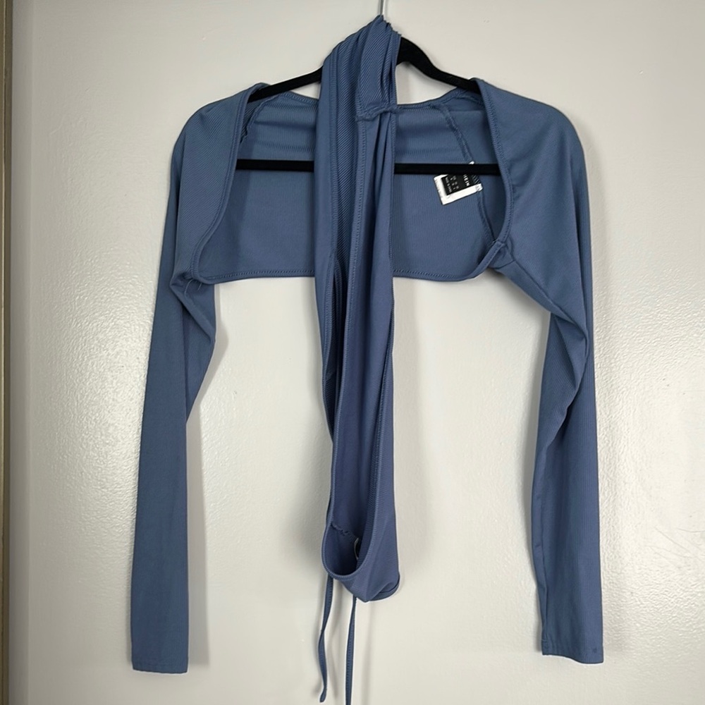 Blue Long Sleeve Bolero Shrug 2-Piece Cropped Top - Picture 4 of 6